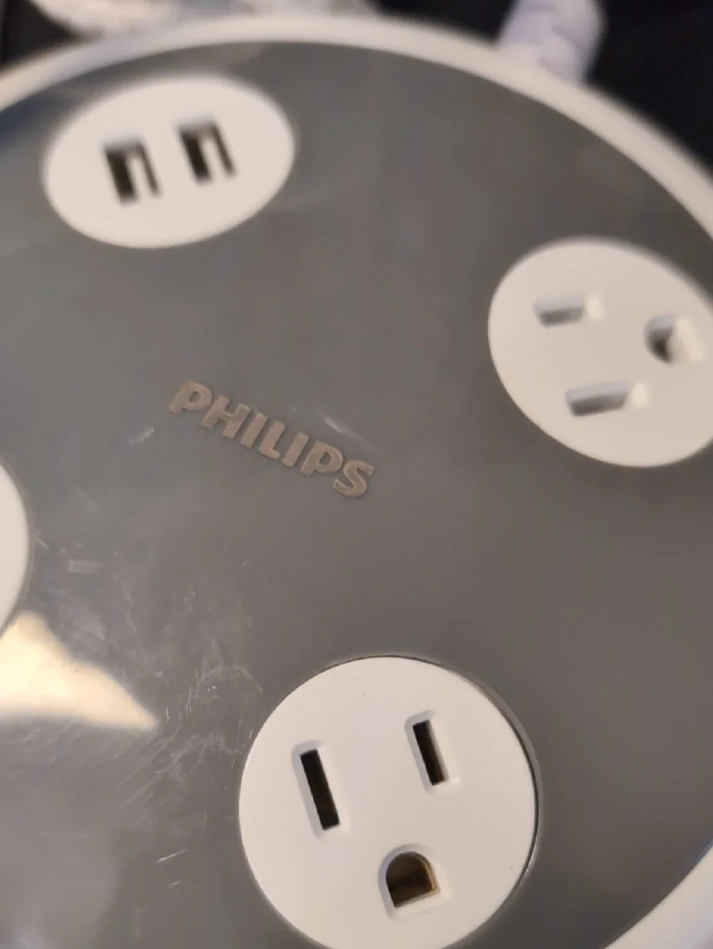 Philips Gray and White Round Power Strip with Dual USB Ports